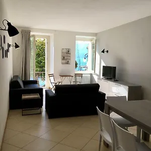 Sonny Apartment