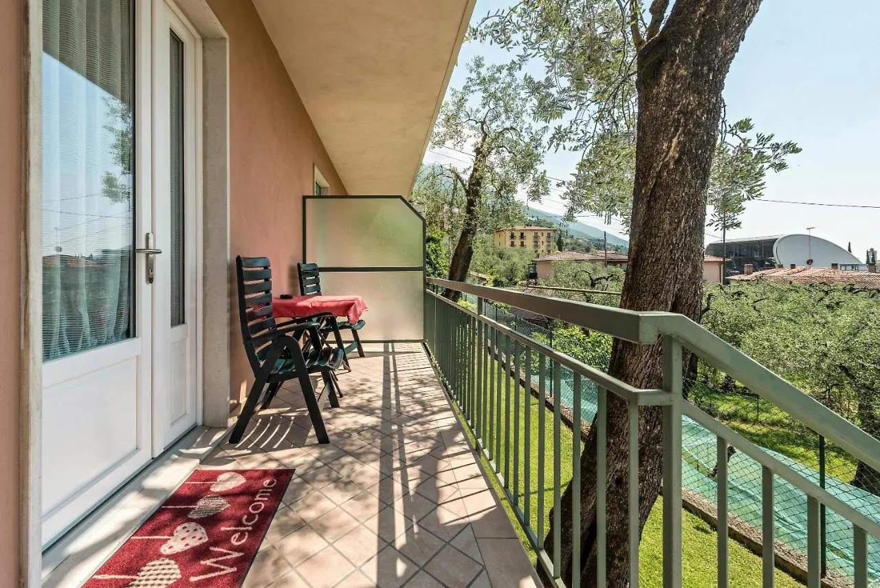 Da Costanza Olivi Apartment Malcesine